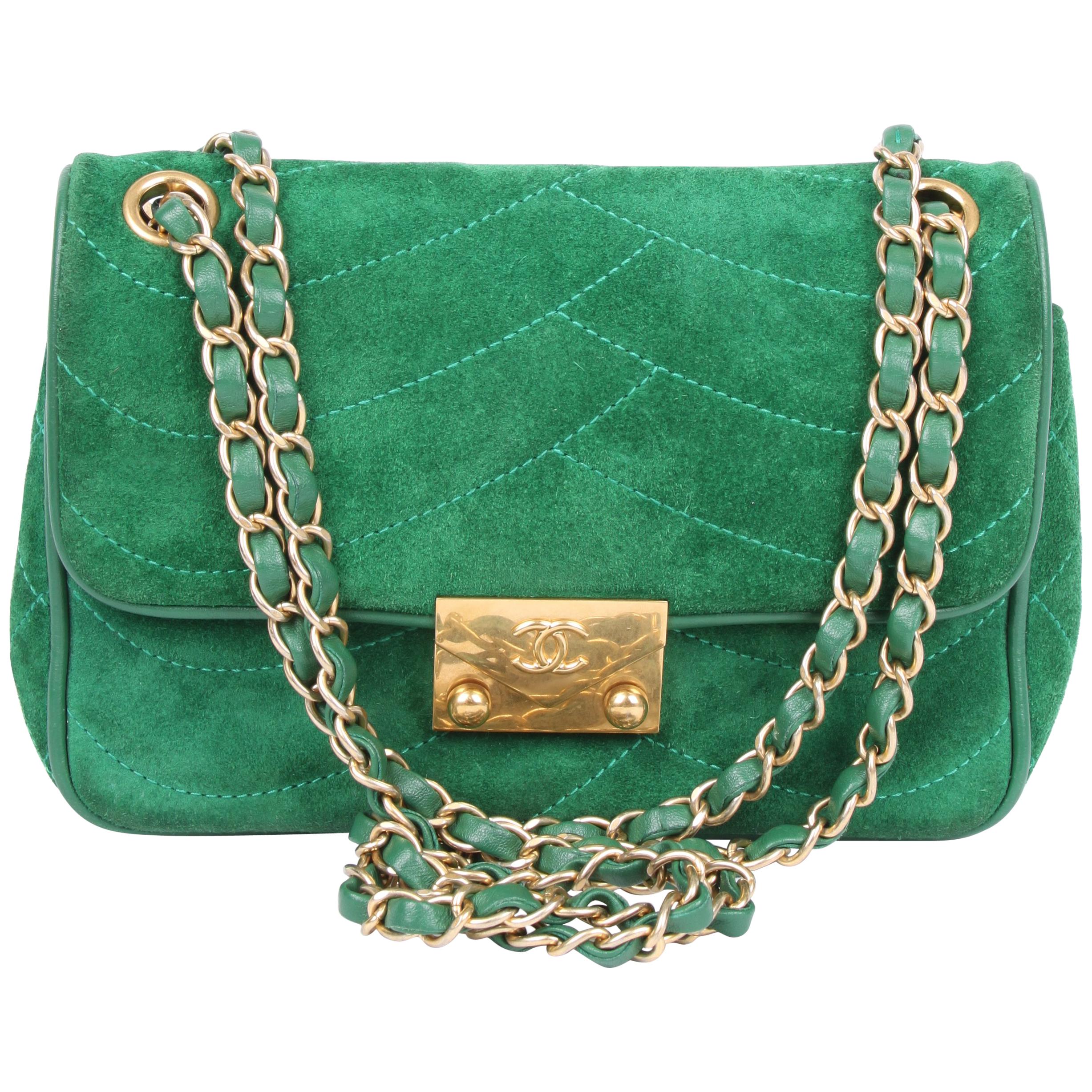 Chanel Scallop Quilted Small Pagoda Flap Bag - green suede For Sale