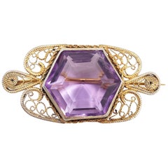 Antique Victorian Art Nouveau Amethyst Pin Brooch in Vermeil Filigree Setting, 1920s 