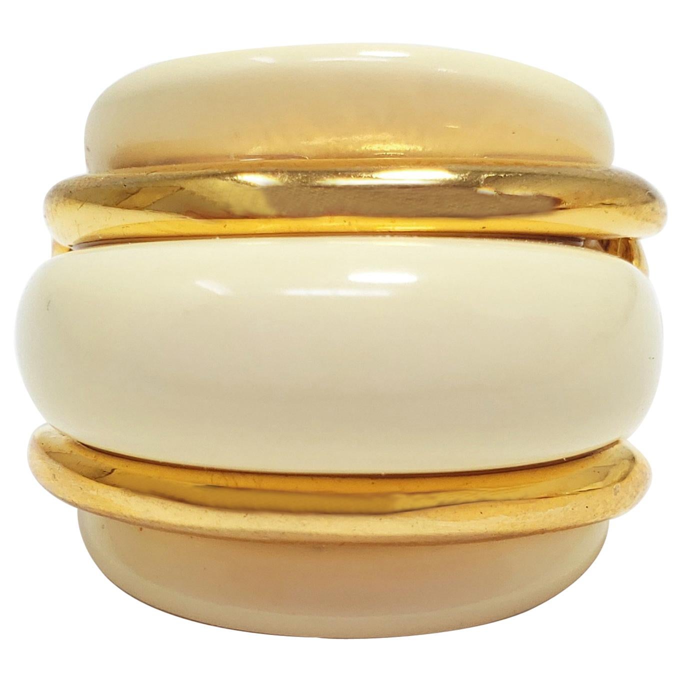 KJL Kenneth Jay Lane Cream Resin and Gold Cocktail Ring