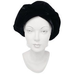 Vintage 1960s Black Velvet Turban 