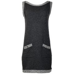 Chanel Grey Cashmere Knit Sleeveless Dress W/ CC Turnkey Pockets Sz 40