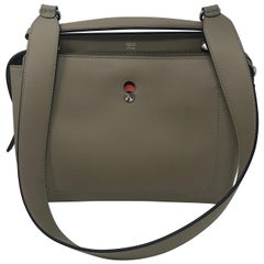 Fendi Dotcom Sacoche en cuir gris pigeon