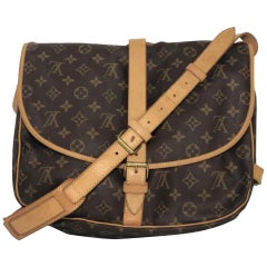  Louis Vuitton Monogram Saumur 35 Crossbody Shoulder Handbag