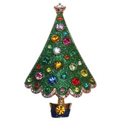 Butler Wilson Designer Signed B&W Diamanté Holiday Christmas Tree Brooch Pin