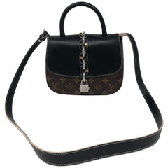 Louis Vuitton Chain It Bag