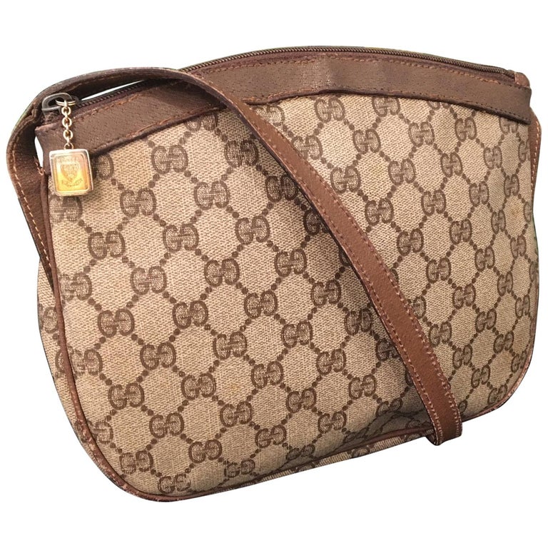 Vintage Gucci 1980s Signature "GG" Crossbody Handbag 1stDibs | vintage gucci bags 1980s, vintage gucci purse, gucci crossbody bag