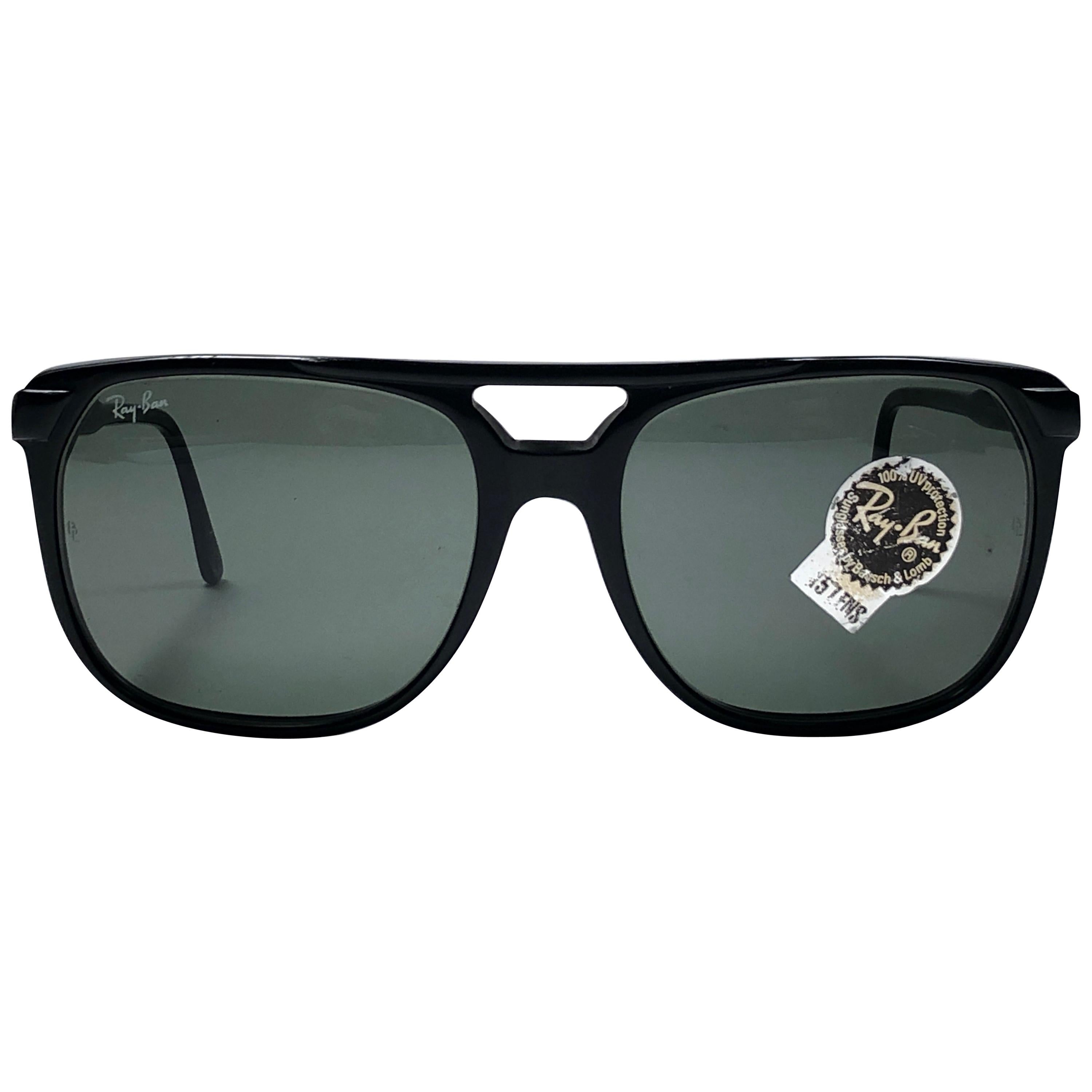 Mint Vintage Ray Ban B&L Style F1 Black Oversized Grey Lens Sunglasses For  Sale at 1stDibs