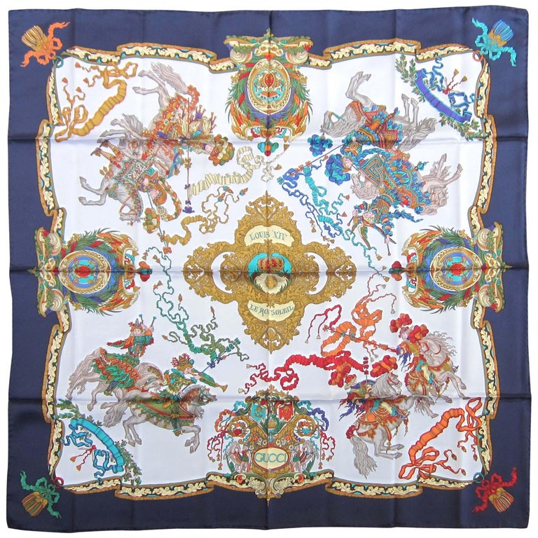 GUCCI Silk Scarf "Le Roy Soleil" Louis X1V New, Never Worn 1990s at 1stDibs  | hostellerie le roy soleil