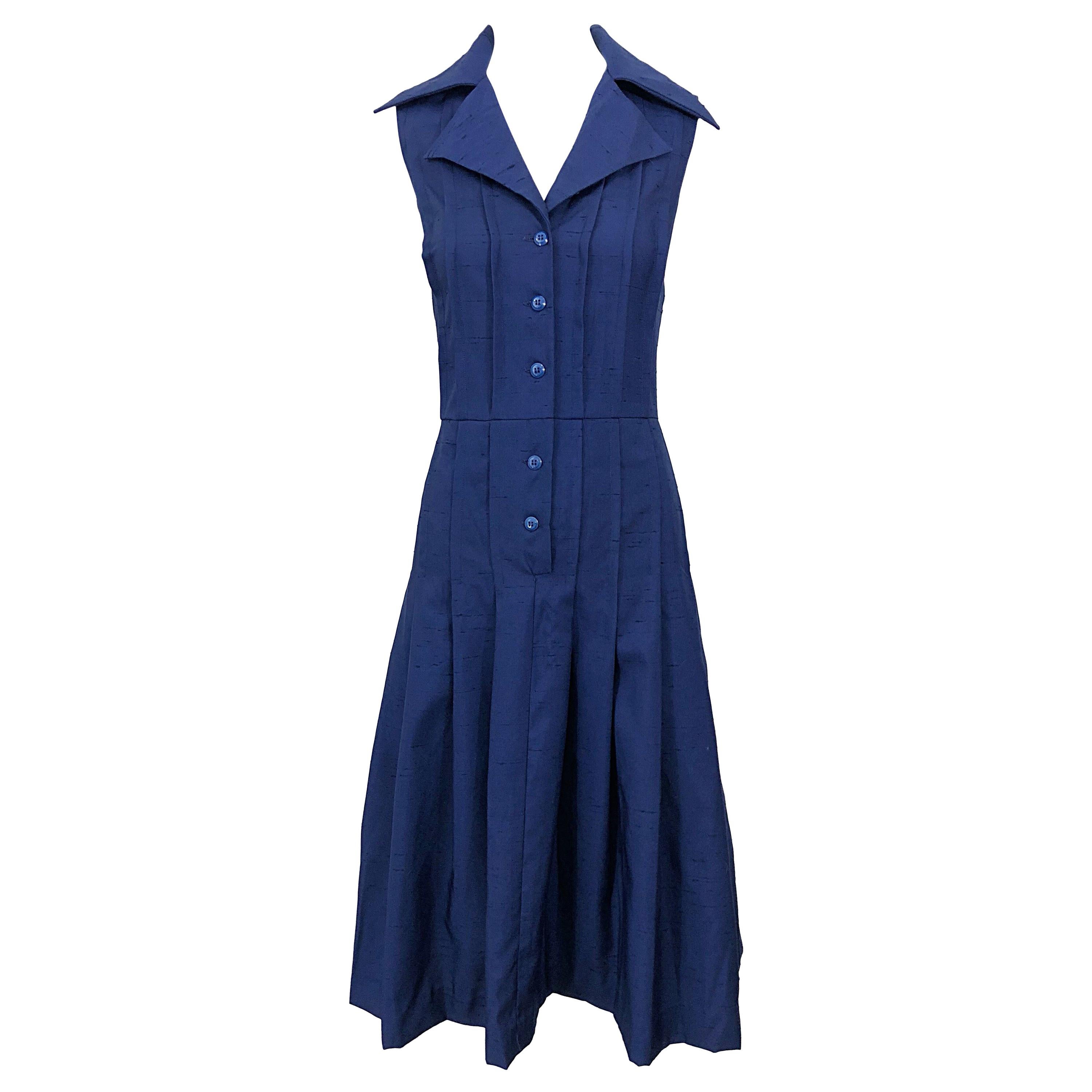 1990s Saks 5th Avenue Sz 8 10 Navy Blue Silk Vintage 90s Sleeveless Shirt Dress For Sale