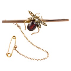 Victorian 9ct Rose Gold Oval Garnet and Natural Seed Pearl Bee Bar Brooch