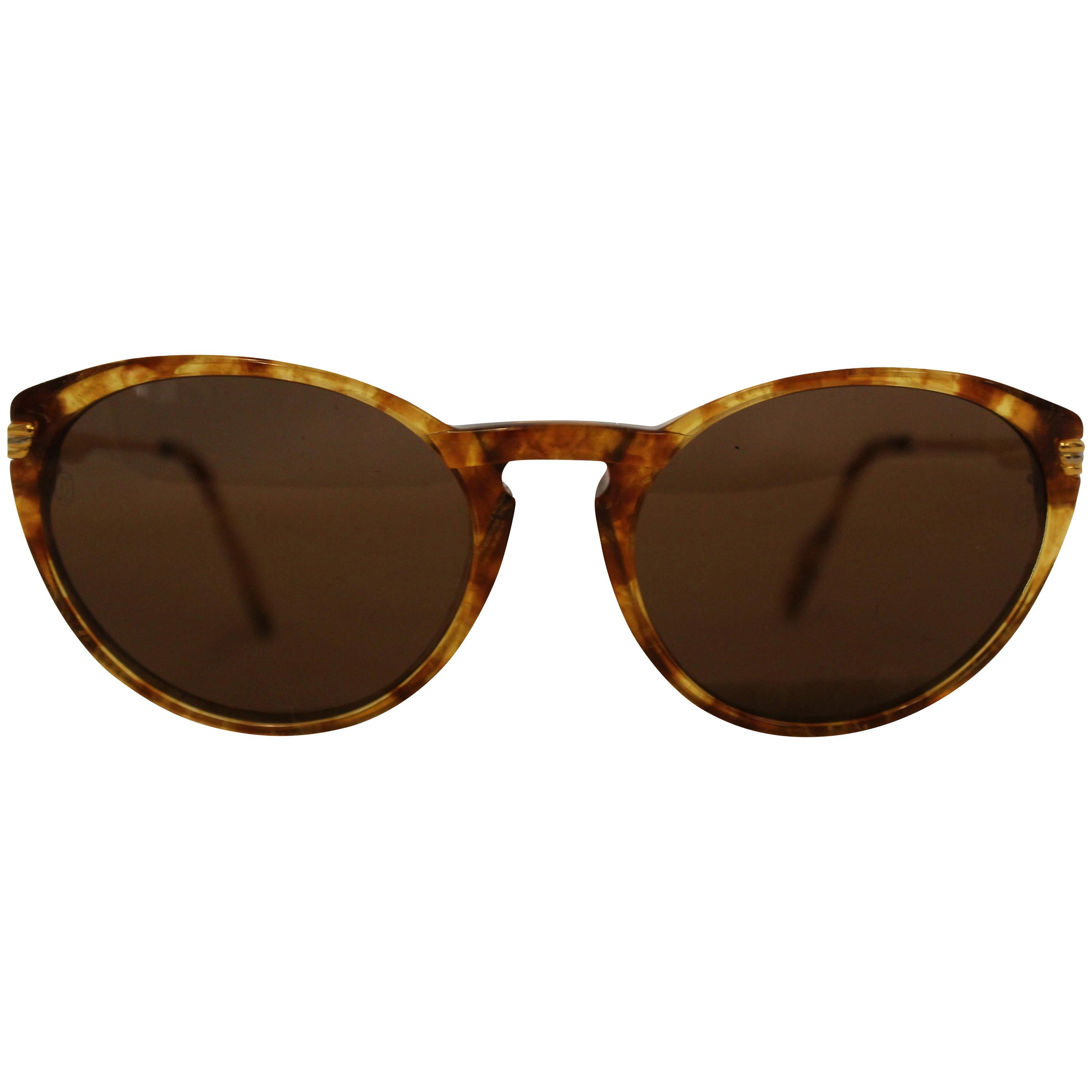 Cartier Tortoise Shell Motif Sunglasses  Gold Tone Details 135 Temples For Sale