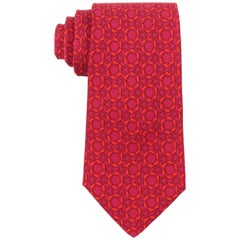 HERMES Wine Red Hexagon Horseshoe Print Silk 5 Fold Necktie Tie 7935 MA