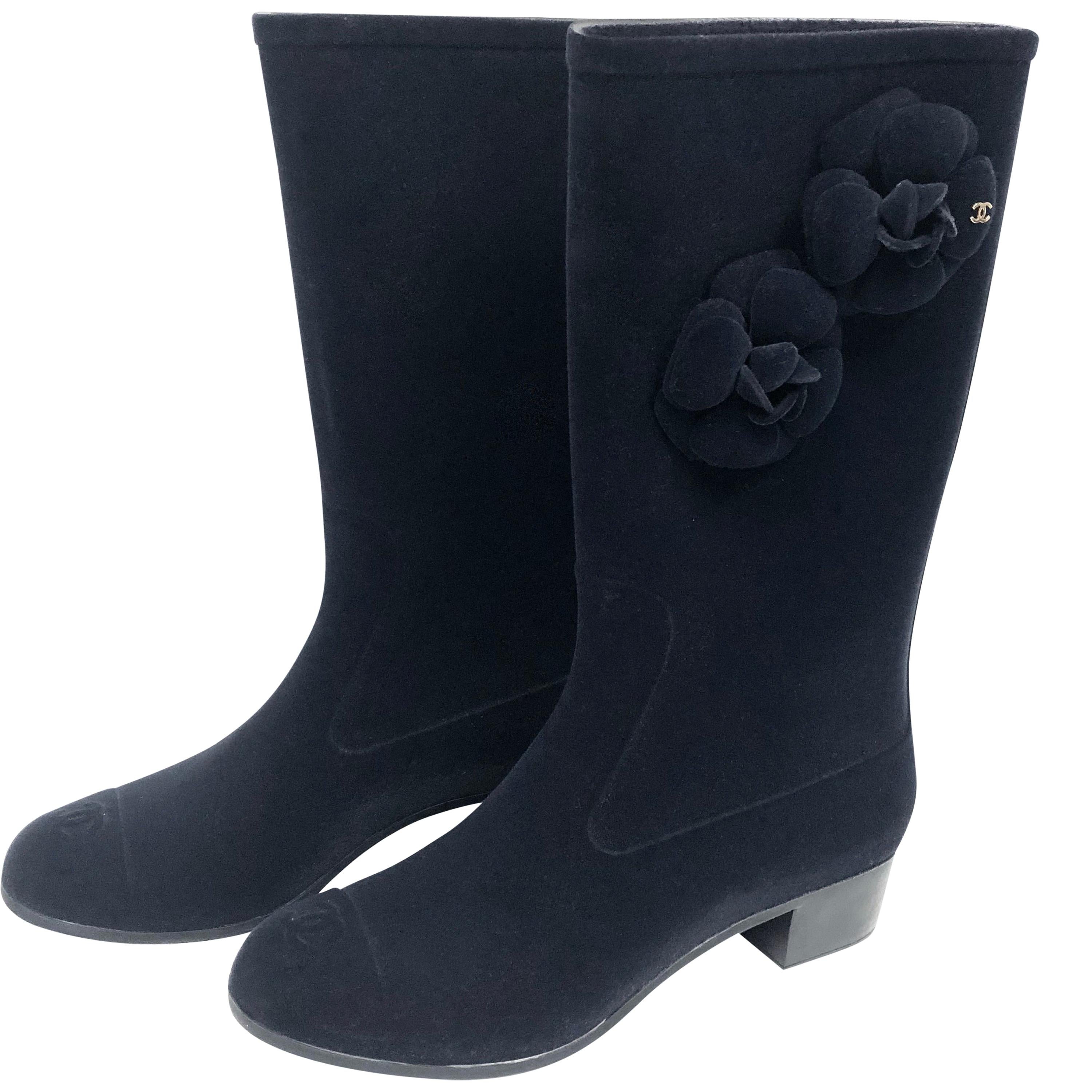 Chanel Rain Boots with Camellias Size 38 For Sale