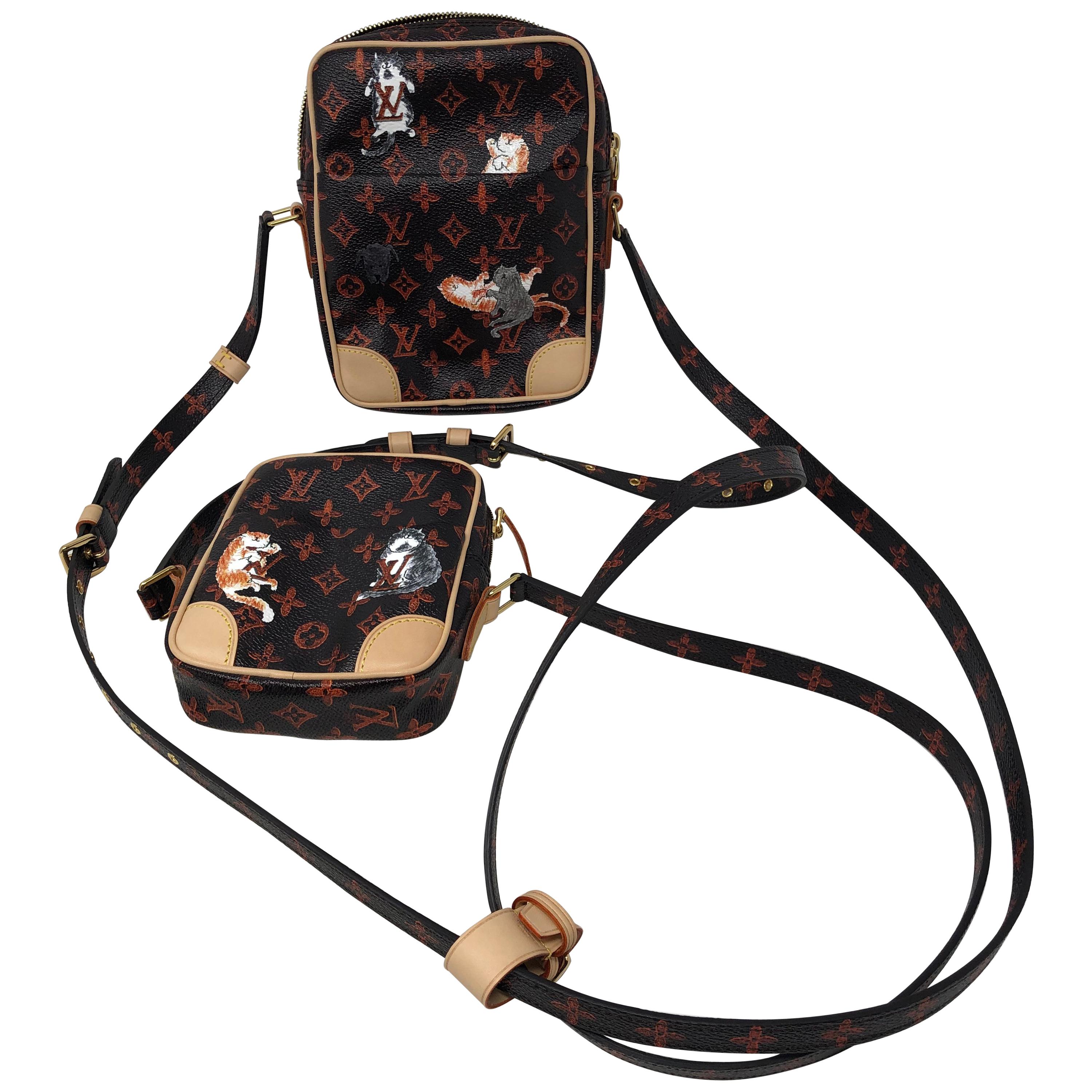 Louis Vuitton Monogram Chain Bag - 58 For Sale on 1stDibs