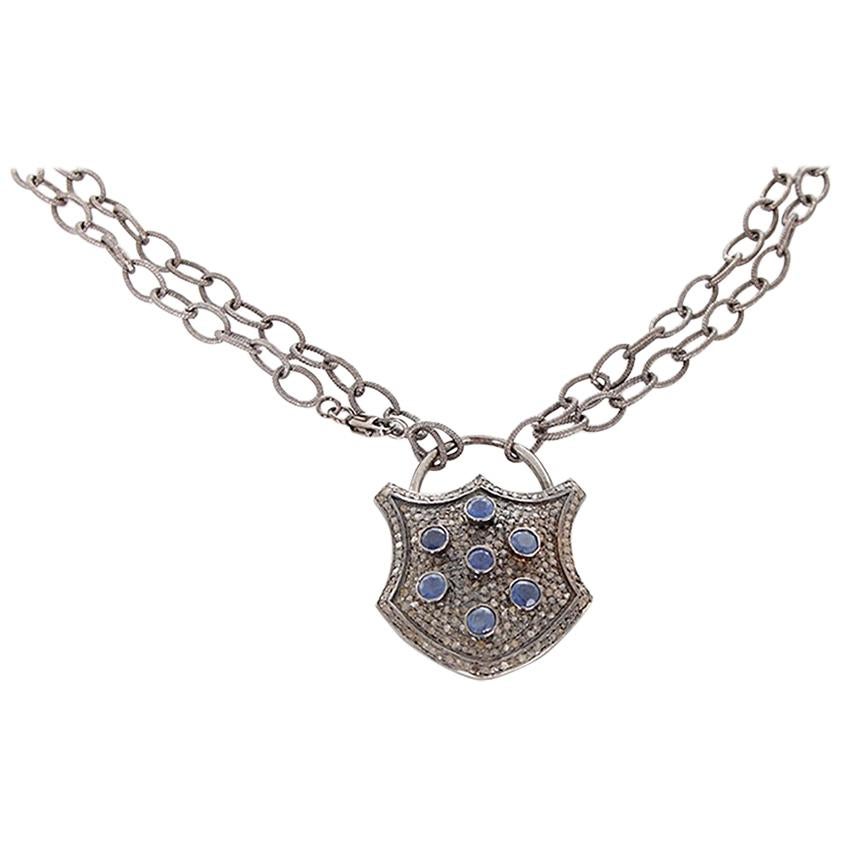 Schwarzer Diamant, blauer Saphir und oxidiertes Sterlingsilber Vorhängeschloss Halskette