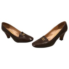 Used Gucci 1970s Sz 7.5 Chocolate Brown High Heel 70s Loafers Logo Shoes