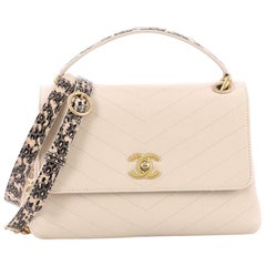 Chanel Chevron Chic Top Handle Bag Chevron Kalbsleder mit Elaphe Small