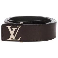 Ceinture Louis Vuitton pour homme en cuir noir en excellent état !