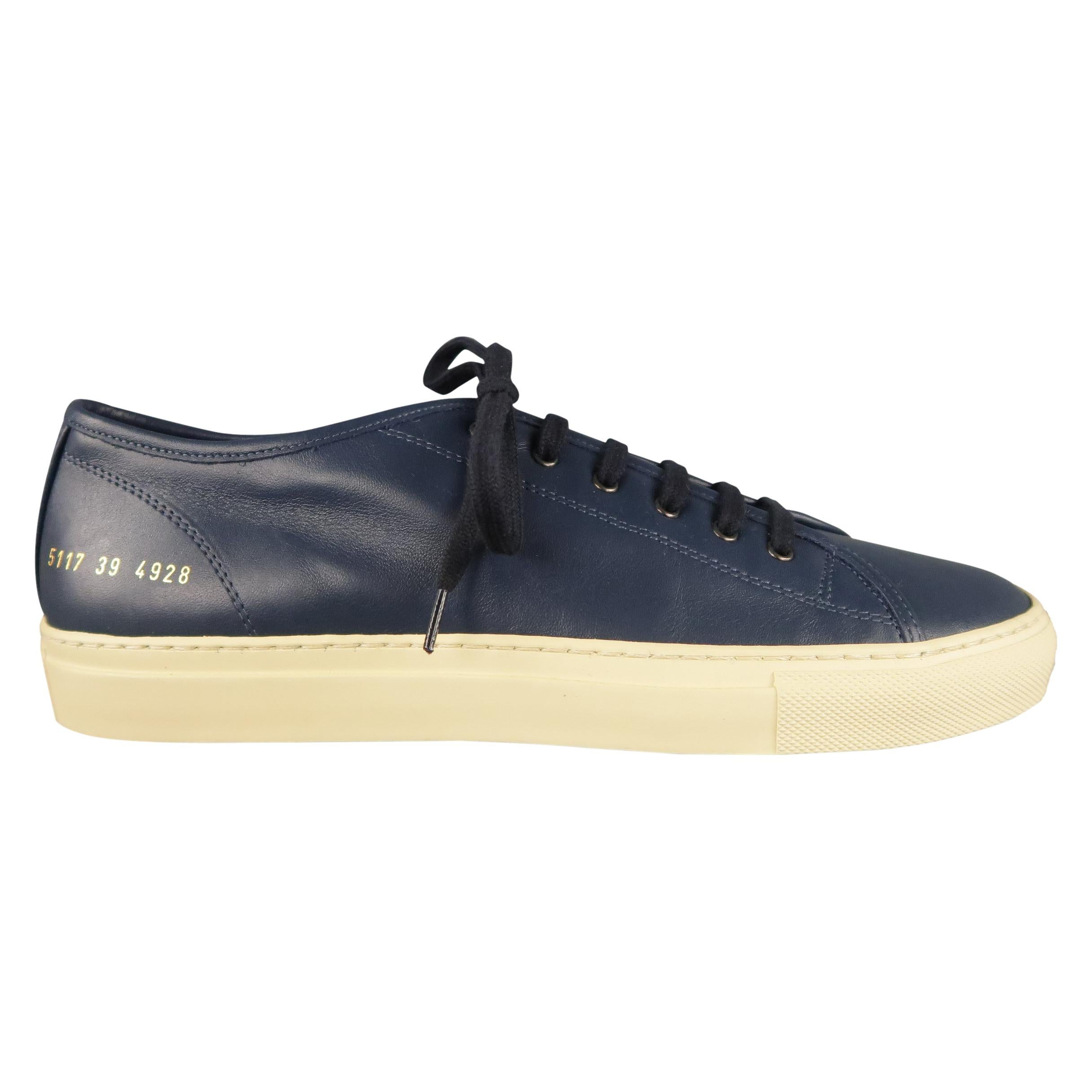 Men's COMMON PROJECTS Achilles Size 6 Navy Leather Sneakers