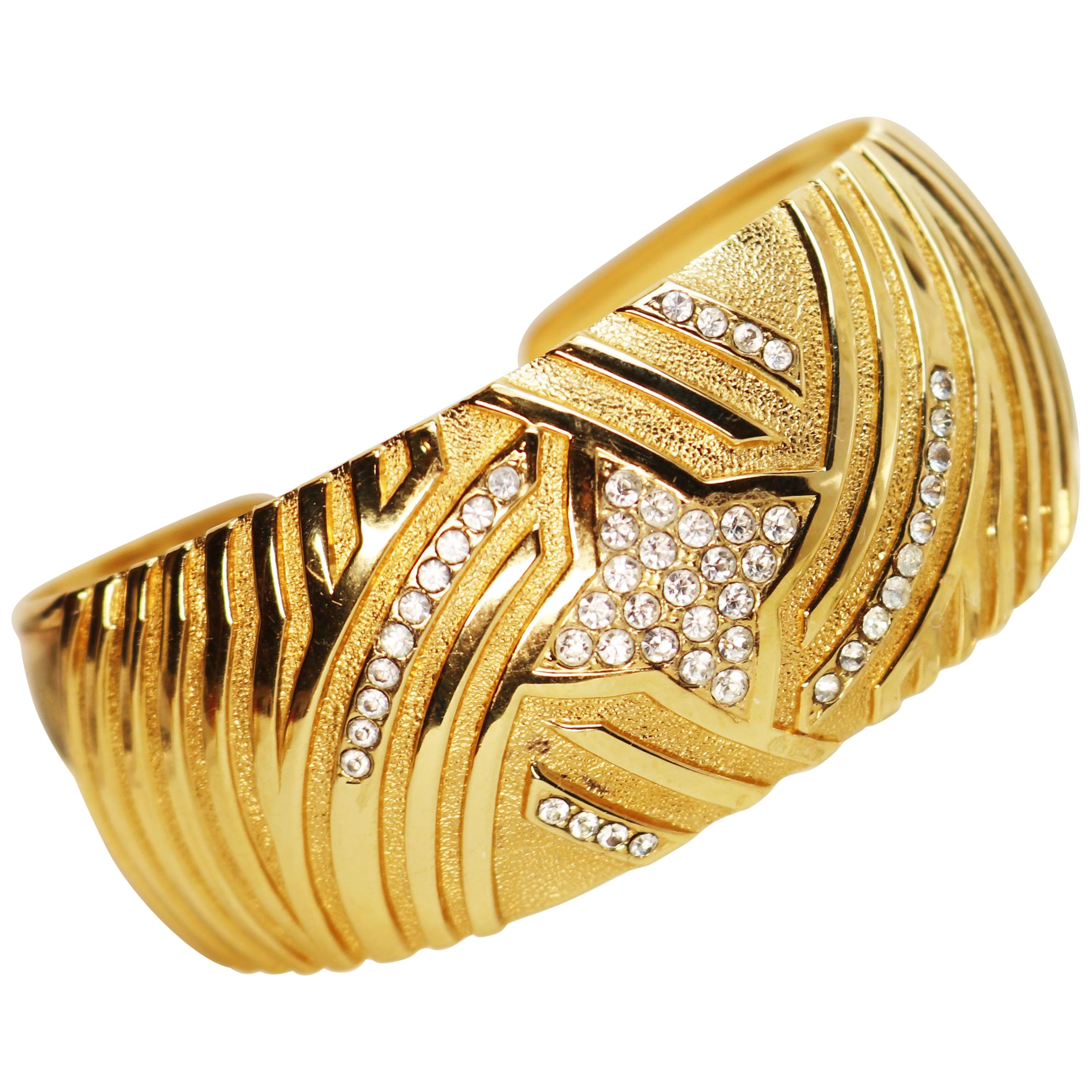 Lanvin Paris Gold Bracelet im Angebot