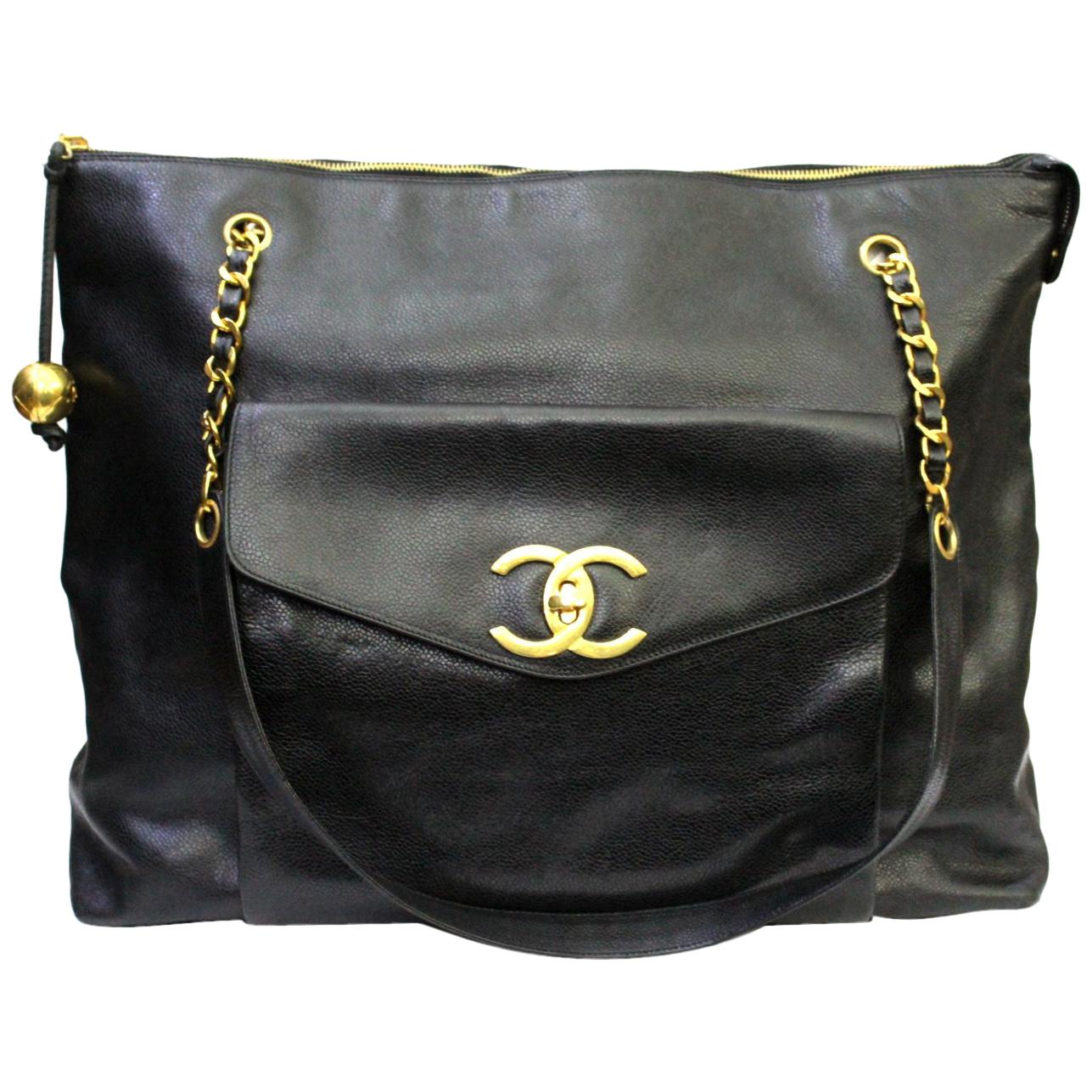 90s Chanel Black Leather Shoulder Bag