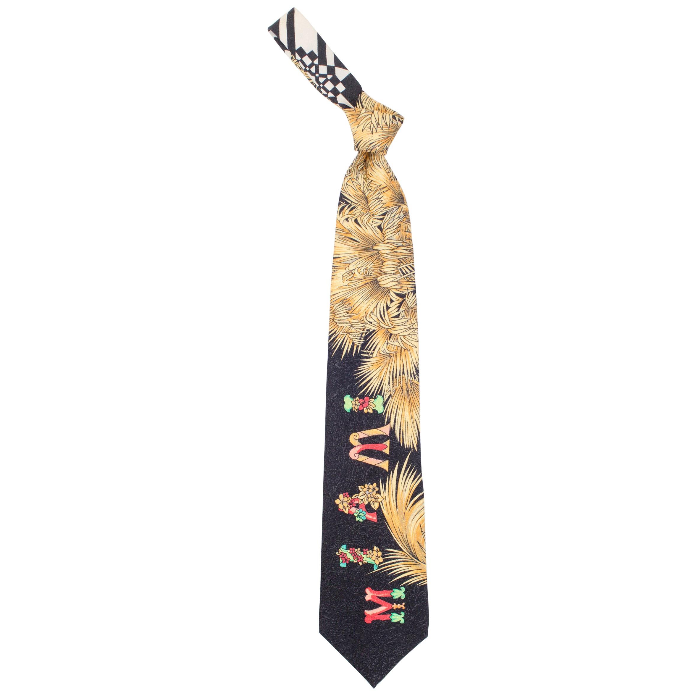 1990S GIANNI VERSACE Cravate Miami noire avec palmiers dorés en vente