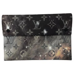 Louis Vuitton Galaxy Clutch 