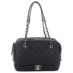 Chanel Kameratasche Flap Bag Quilted Caviar Medium