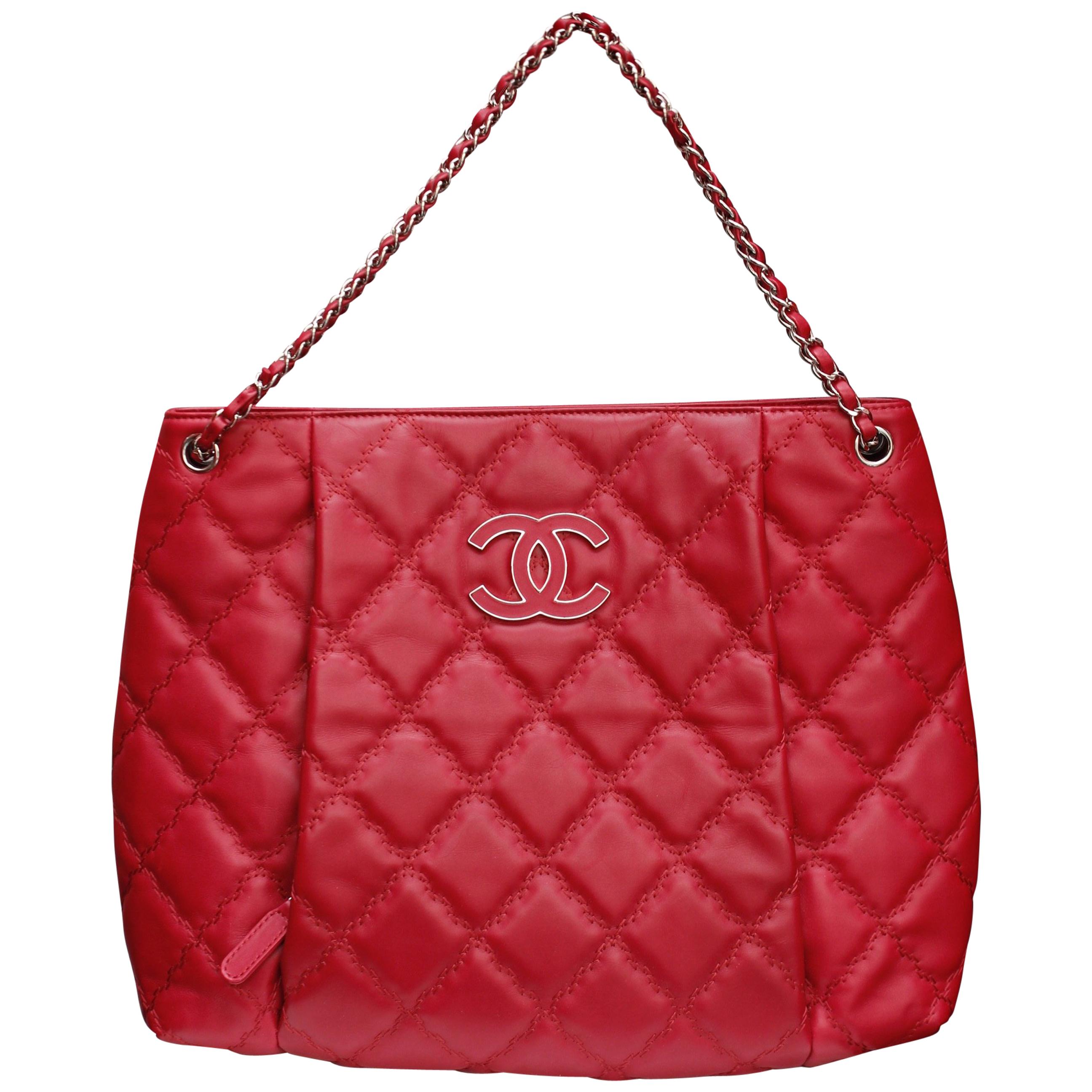 Chanel cherry red quilted leather tote bag, 2010’s For Sale