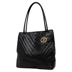 Vintage Chanel Médallion Quilted Chevron Tote 216071 Black Leather Shoulder Bag