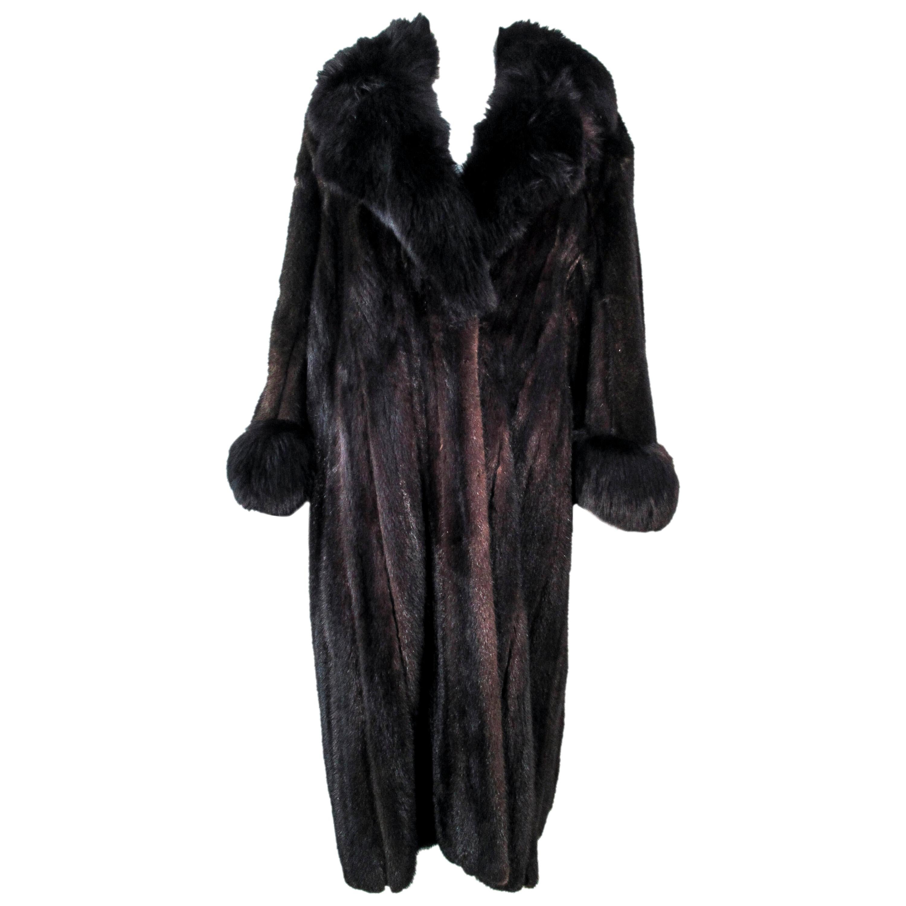 Dark Brown Mink Coat with Fox Fur Cuffs & Collar Size 8 10 12 For Sale
