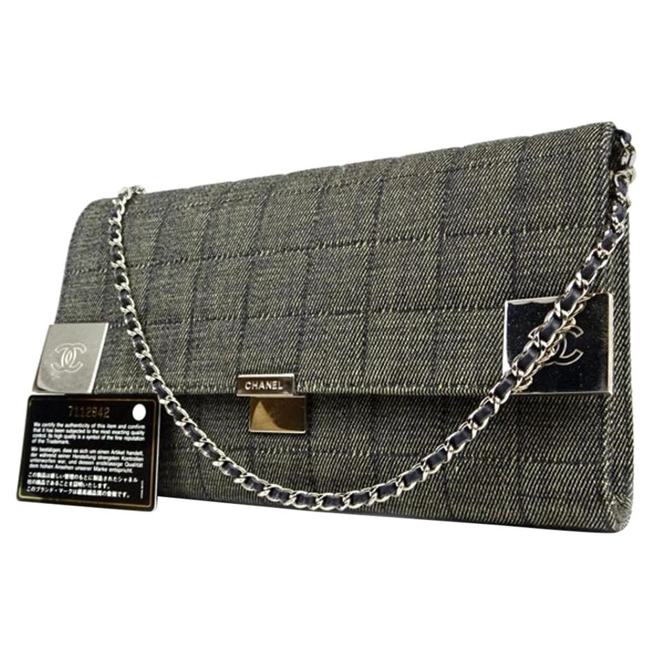 Chanel Wallet on Chain 210873 Grey Quilted Denim Shoulder Bag For Sale