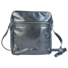 Louis Vuitton ( Ultra Rare ) Embossed Unisex 20lva32117 Black Shoulder Bag