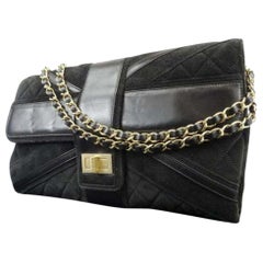 Vintage Chanel Classic Flap Quilted Maxi 217680 Black Leather Shoulder Bag