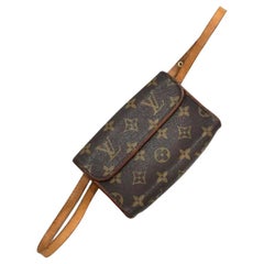 Vintage Louis Vuitton Fanny Pack – Clothes Heaven Since 1983