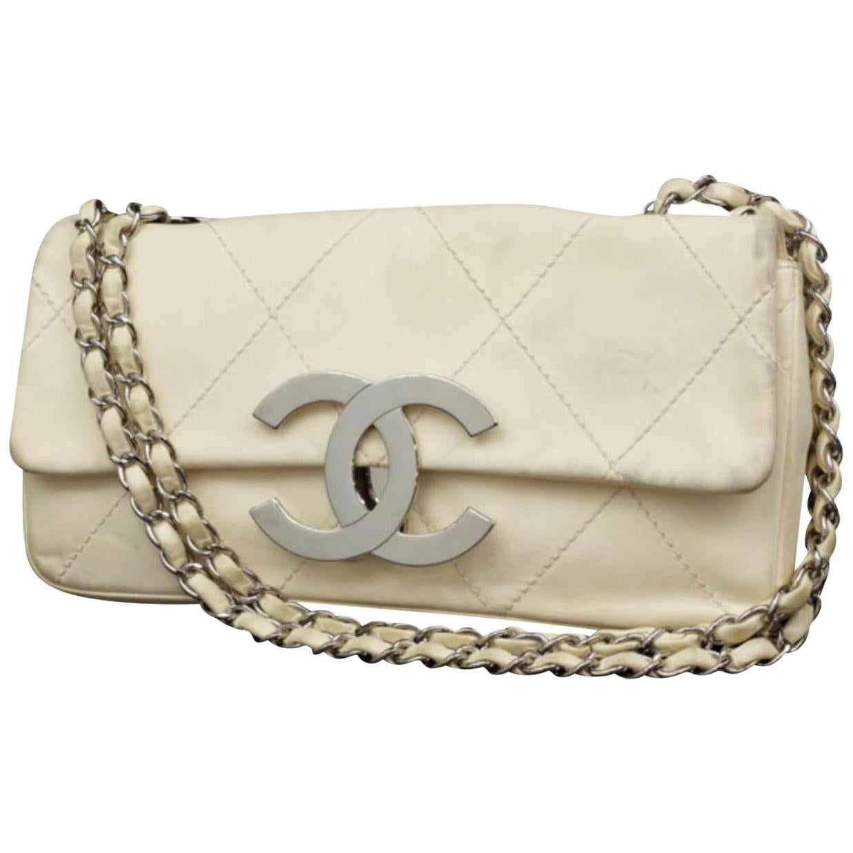 Chanel Quilted Extra Large Jumbo Logo Flap 231338 Ivory Leather Shoulder Bag For Sale