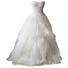 Vera Wang Luxe Embellished Lace and Tulle Wedding Dress 