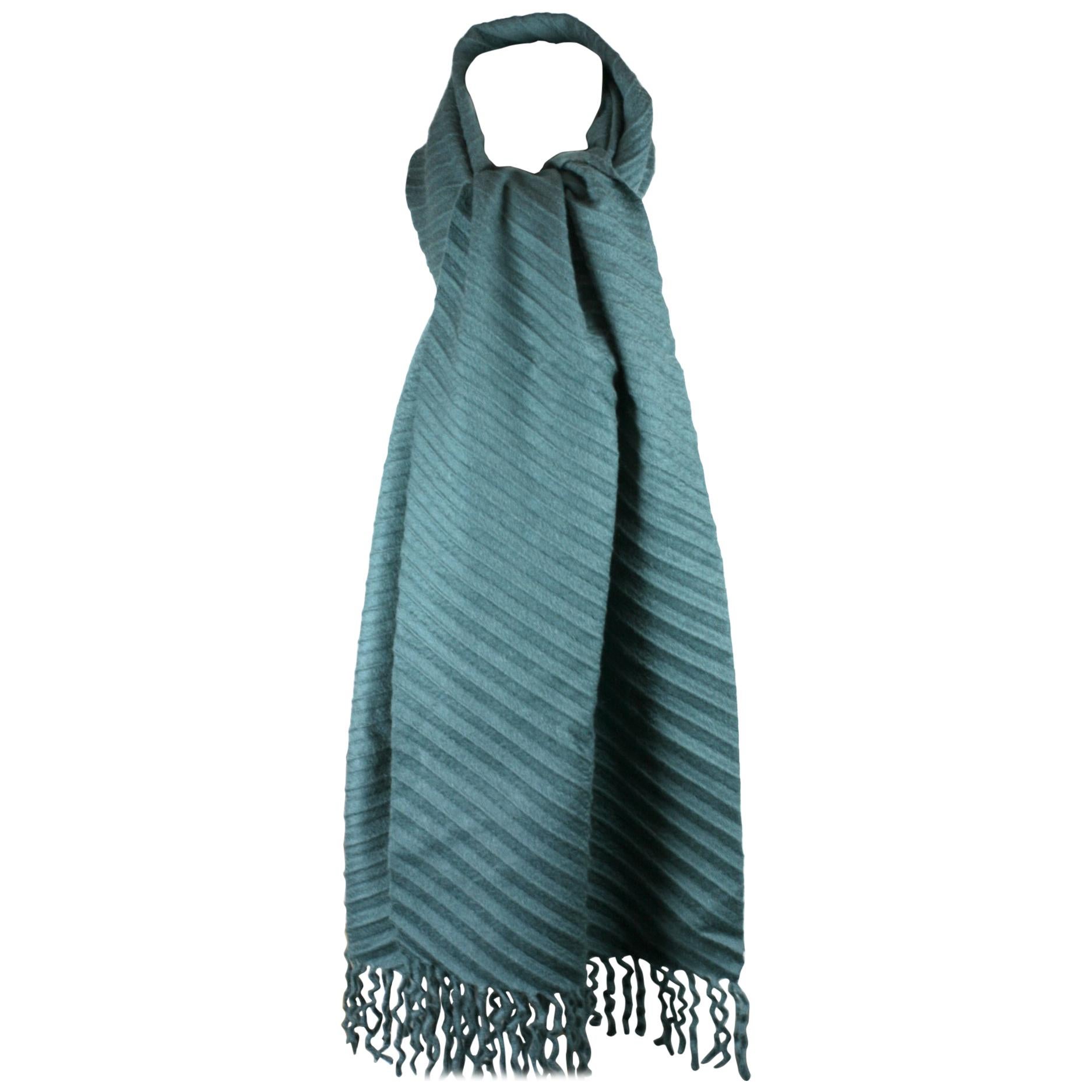 Holland and Holland Pleated Cashmere Scarf