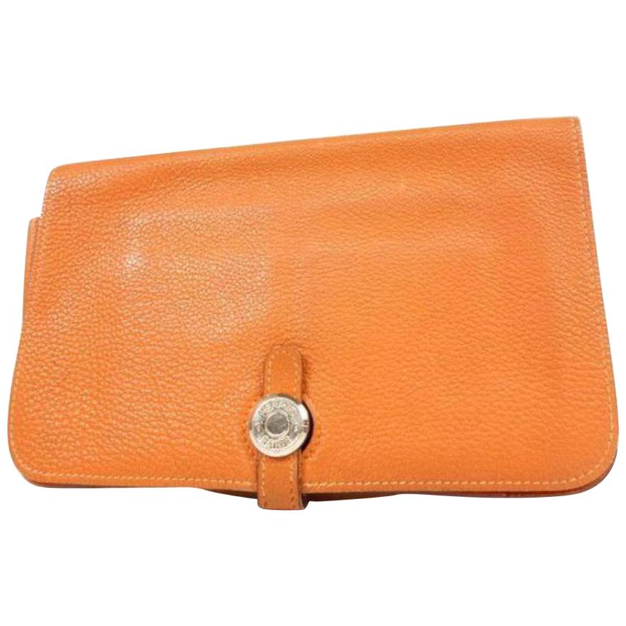 Hermès Dogon Wallet 232768 Orange Leather Clutch For Sale
