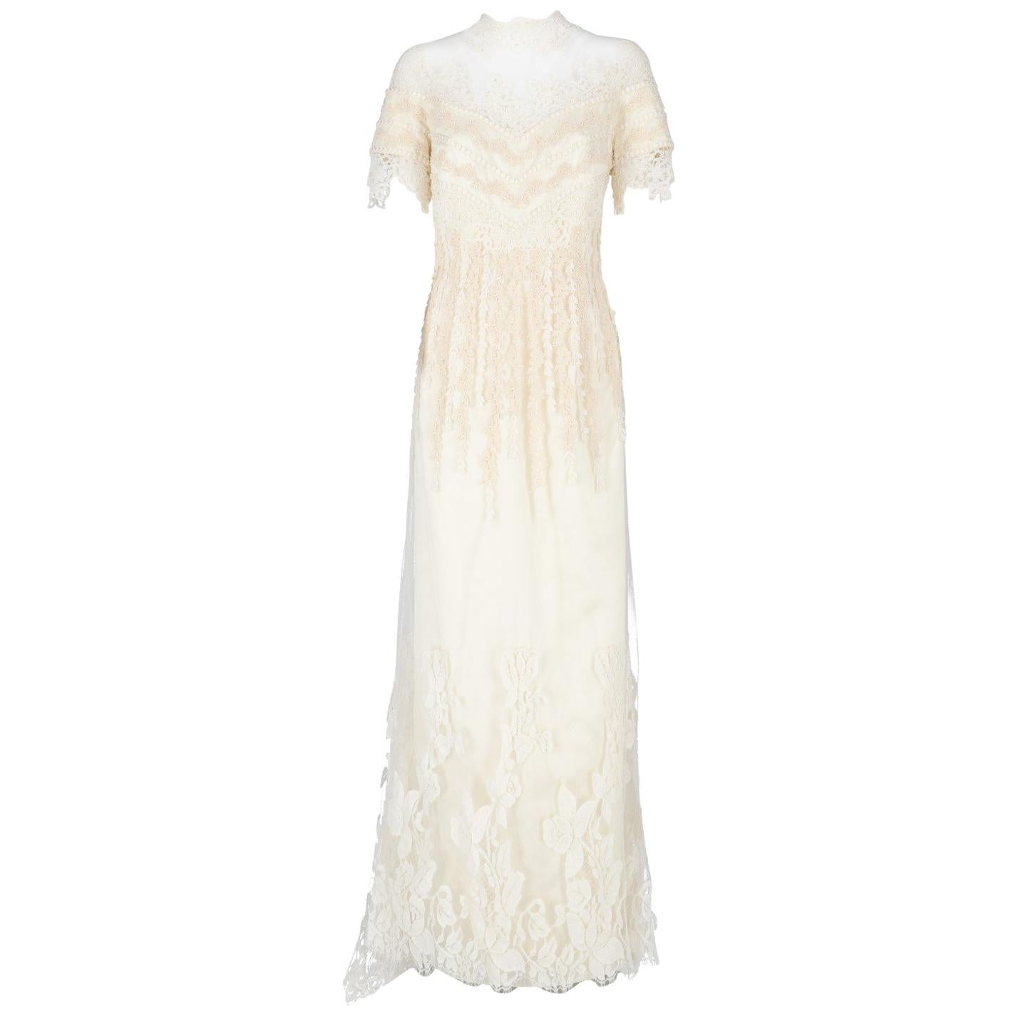 1990s Cailan'd Lace Wedding Dress