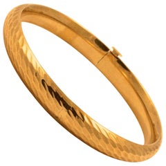 EternaGold 14K Gold Ripple Design Bangle, Costa Rica