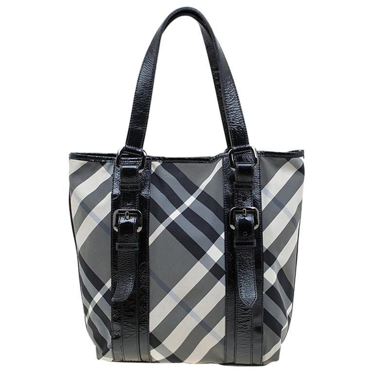 Burberry Black Beat Check Nylon Lowry Tote For Sale at 1stDibs