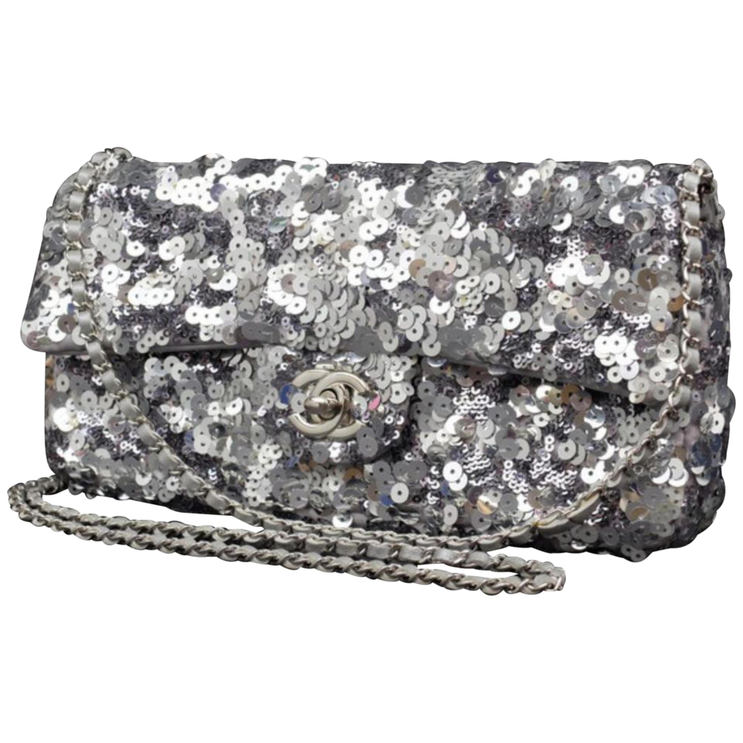 Chanel Classic Flap 226268 Silver Sequins Shoulder Bag For Sale