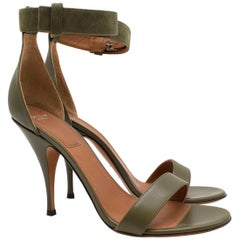 Givenchy green leather sandals US 10