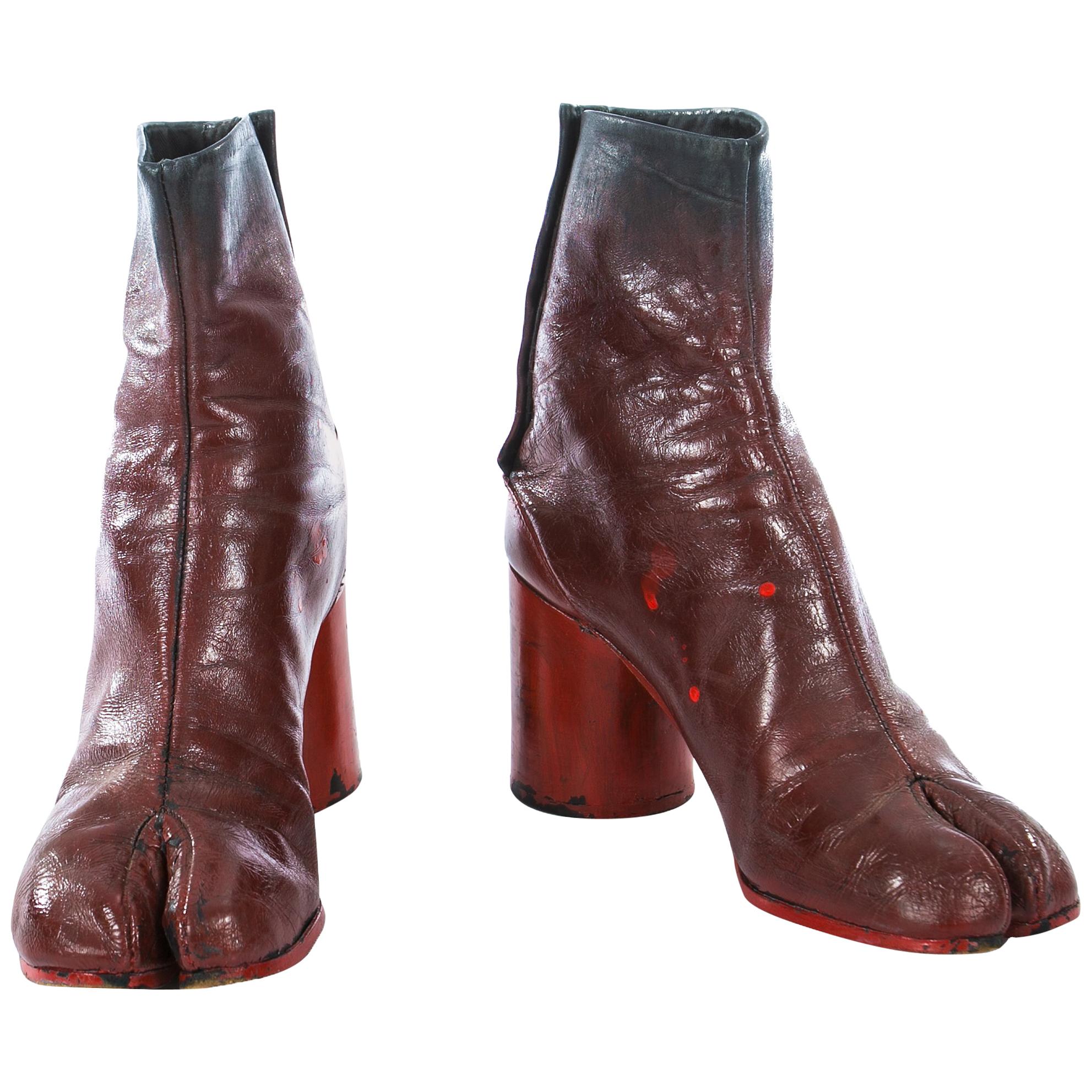 Margiela red leather painted tabi boots, fw 1995 For Sale