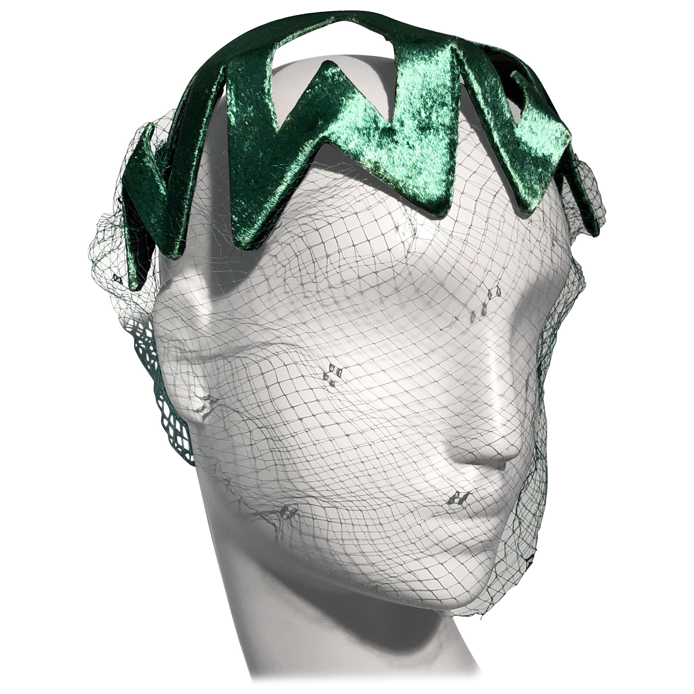 1950s Japanese Emerald Green Satin Zig Zag Graphic Hat W/ Dotted Veil