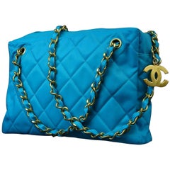 Vintage Chanel Camera Chain 215233 Neon Blue Quilted Canvas Shoulder Bag