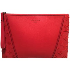 21st Century and Contemporary Clutches