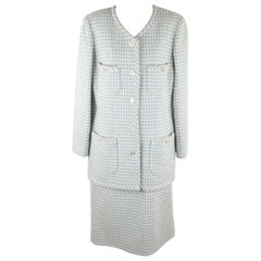 Chanel Vintage Light Blue Houndstooth Tweed Skirt Suit Size 44