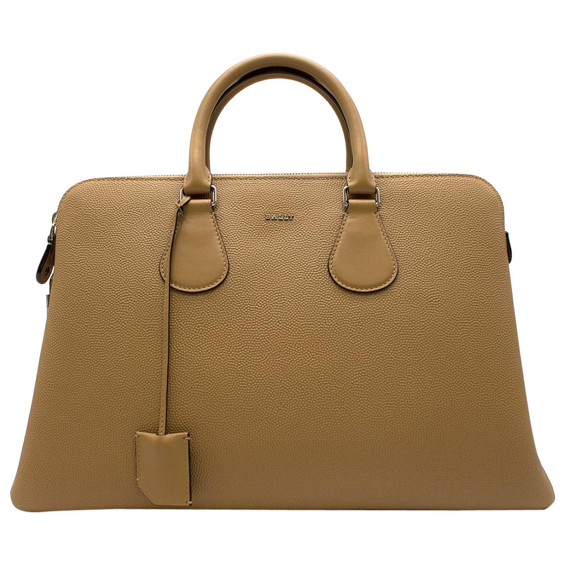 Bally camel-brown hammered-leather tote bag For Sale